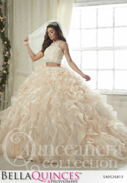 26813 champagne quinceanera collection bellaquinces photography