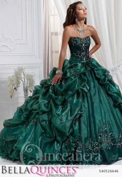 26646 green quinceanera collection bellaquinces photography