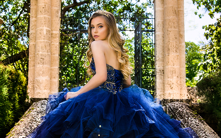 Quinceanera photography on Vizcaya with blue dress