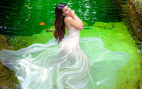 bella-quinces-villa-blanca-quinces-photo-waterfall